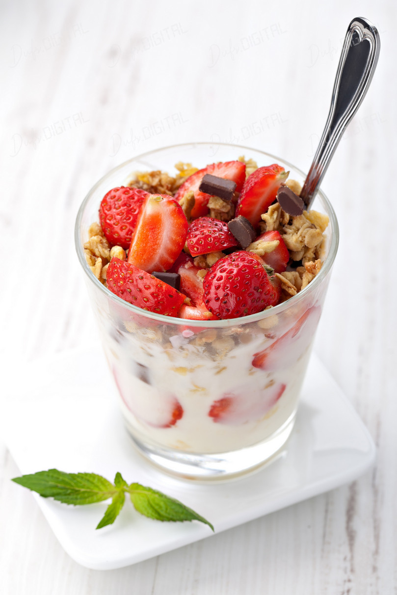 Strawberry Yogurt Parfait