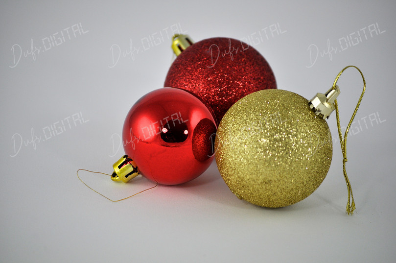 Festive Ornaments Trio