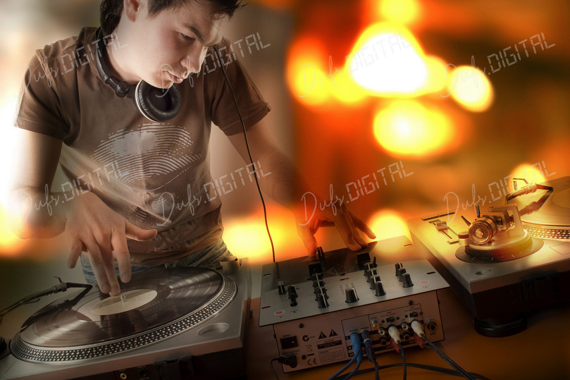 DJ Mixing Music