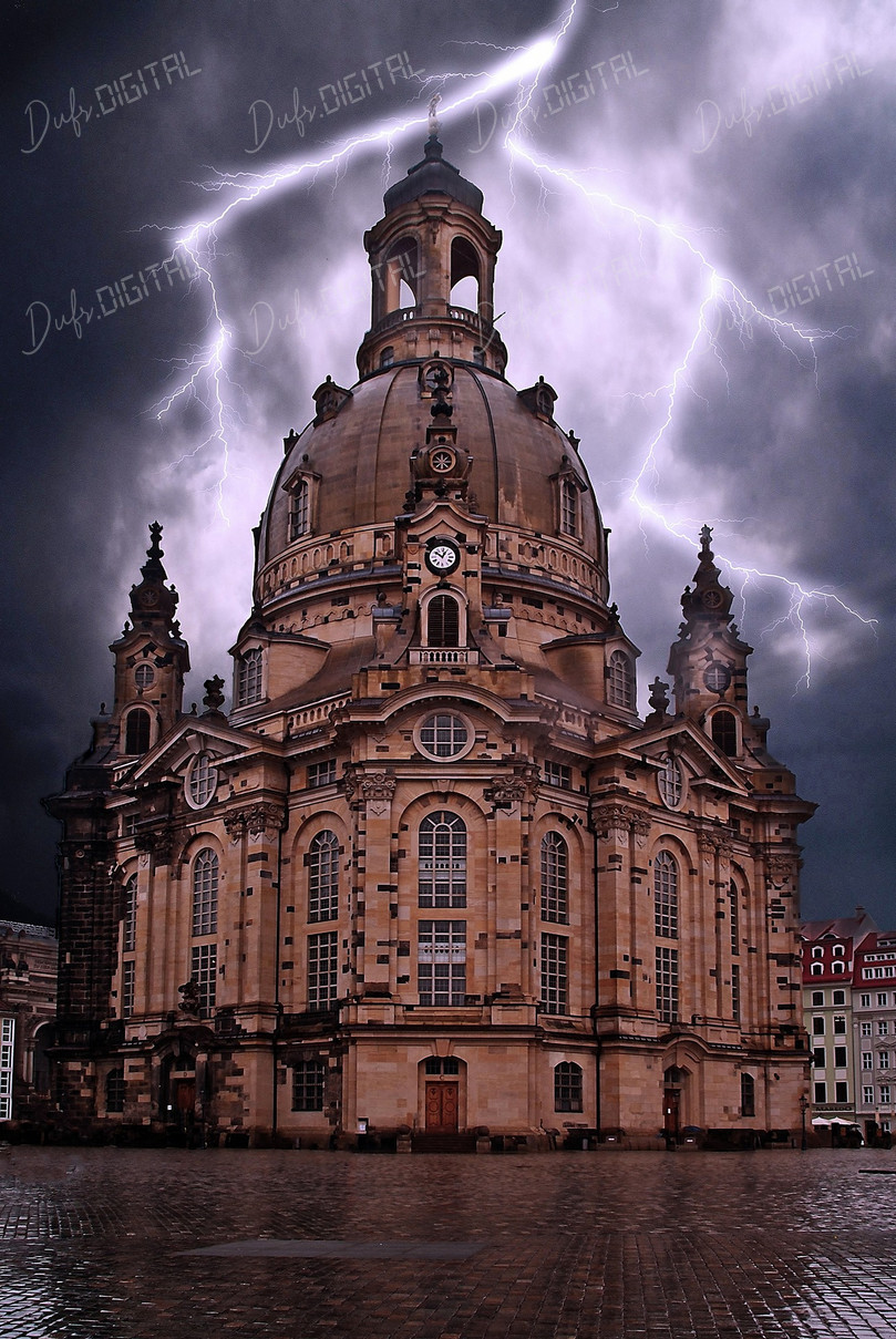 Dramatic Lightning Over Dome
