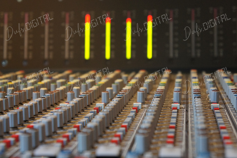 Music Mixing Console