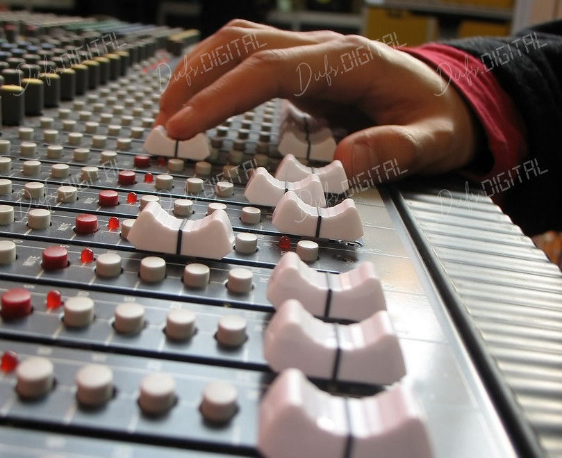 Music Mixing Console