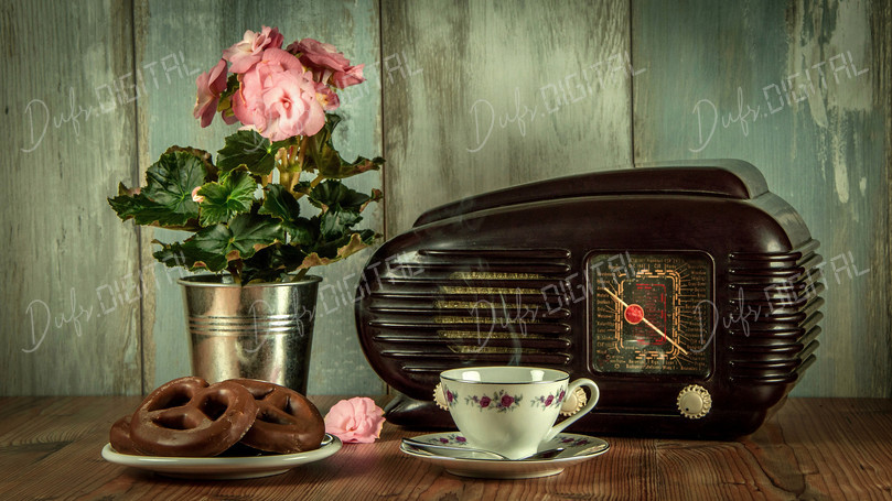 Vintage Tea Time