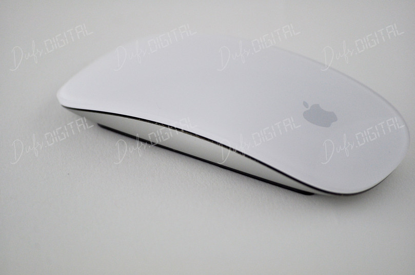 Sleek White Computer Mouse