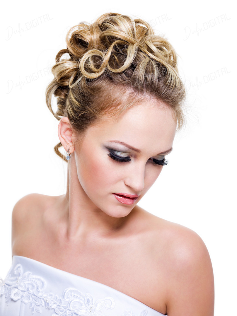 Elegant Bridal Hairstyle